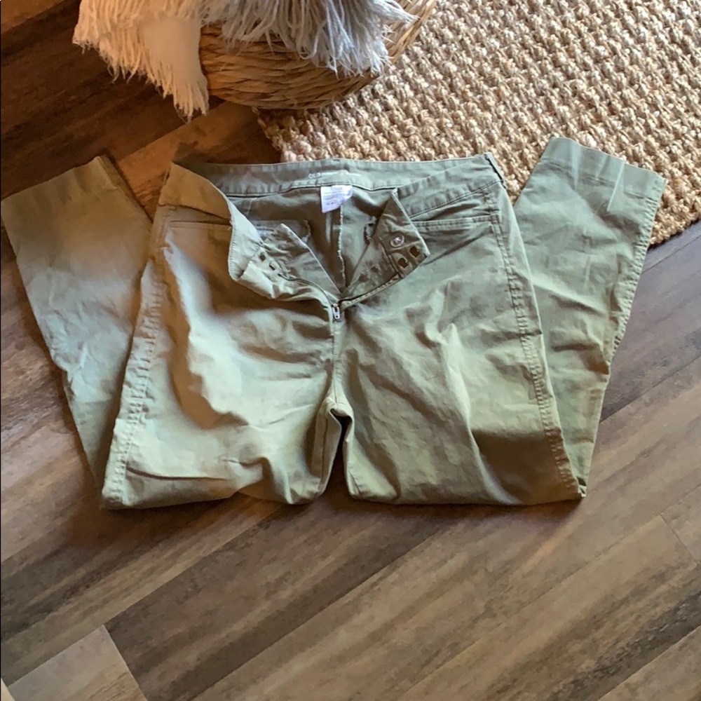 Old navy Capri olive